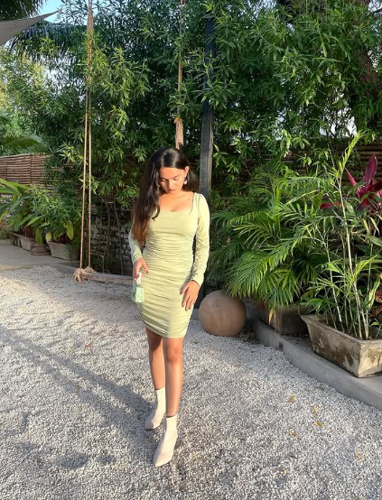 Cute Sage Green Short Homecoming Dress with Long Sleeves,Sexy Party Dress Y1913