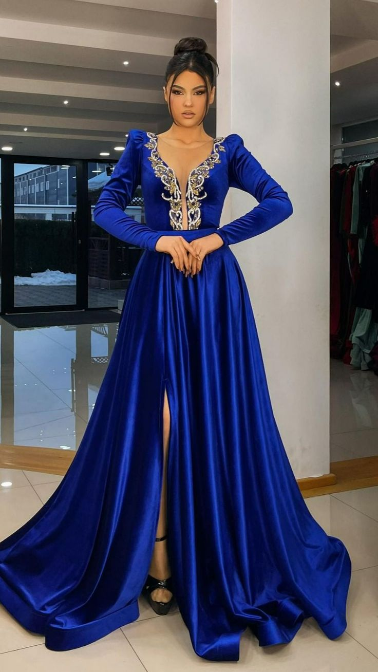Royal Blue Long Sleeve Evening Dresses A Line Caftan Saudi Arabia Prom Gowns Side Split Occasion Dresses Y4938