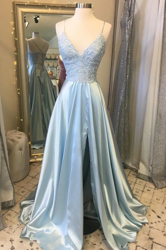 Light Blue Lace Lace-Up Back A-Line Prom Dress with Slit Y4655