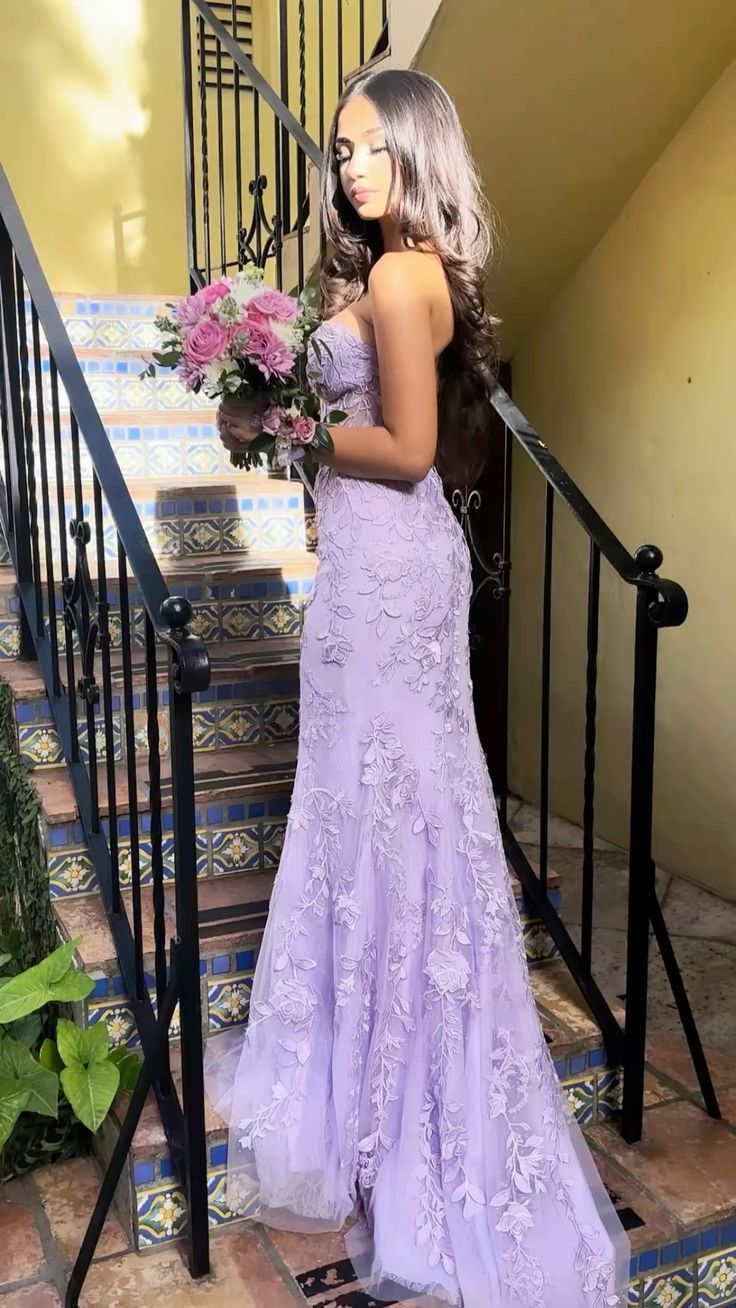 Elegant Strapless Tulle Lace Appliques Lilac Mermaid Evening Prom Dresses Y7873