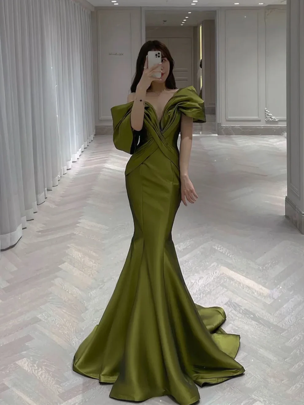 Green Satin Mermaid Evening Dress Off The Shoulder Long Prom Party Dress  Y8128