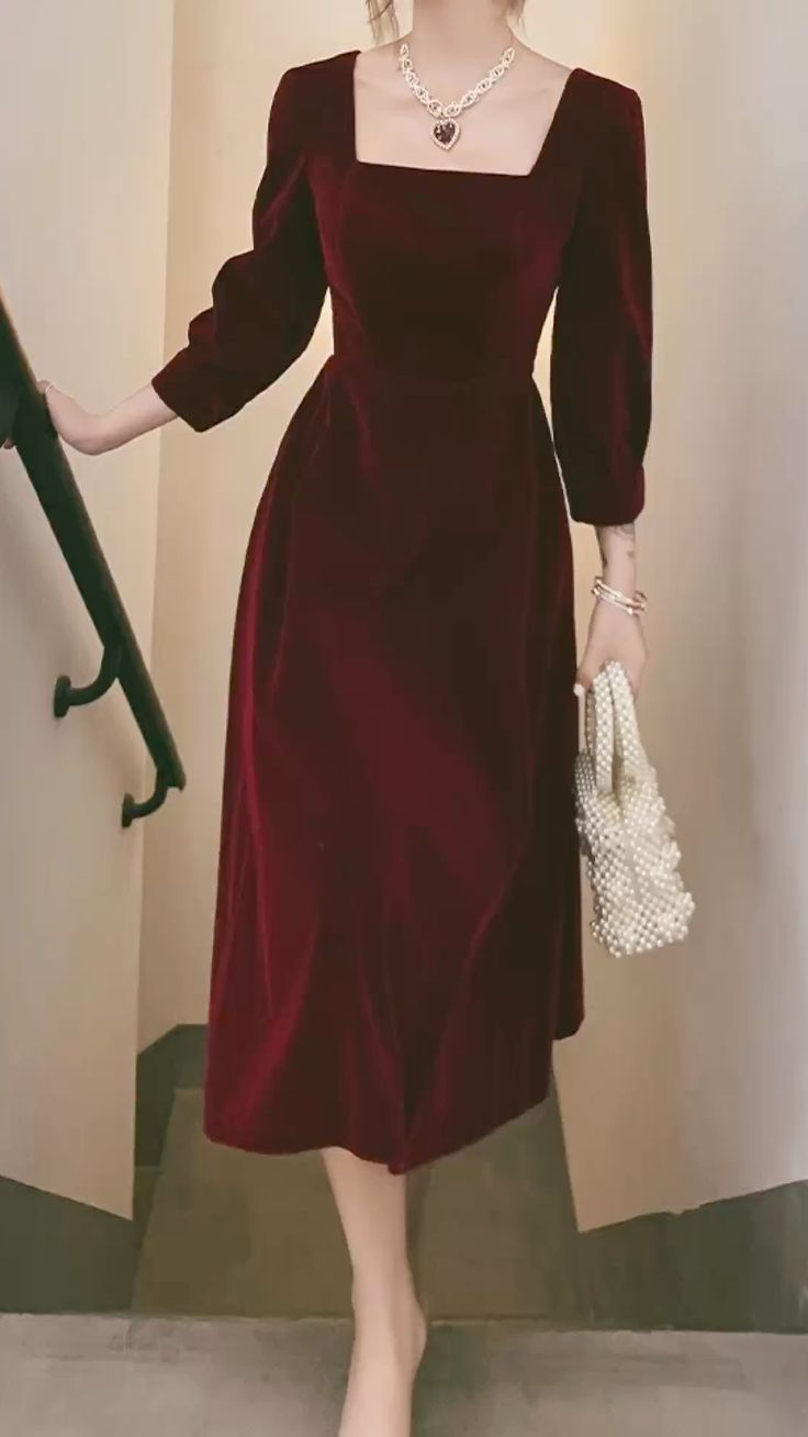 Vintage Square Neckline Tea Length Burgundy Velvet Prom Dresses Y5491