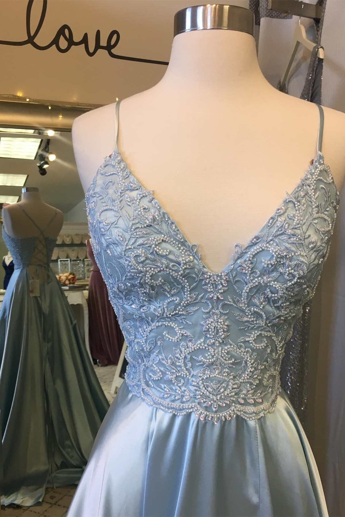 Light Blue Lace Lace-Up Back A-Line Prom Dress with Slit Y4655