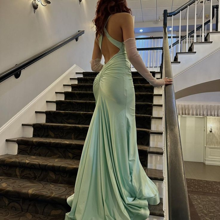 Elegant Light Green Backless Long Prom Dress Mermaid Evening Dress Y8043