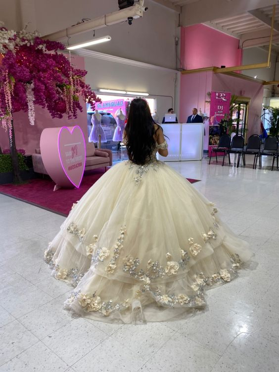 Champagne quince dress with flowers forest sweet 16 dress off the shoulder ball gown Y3026