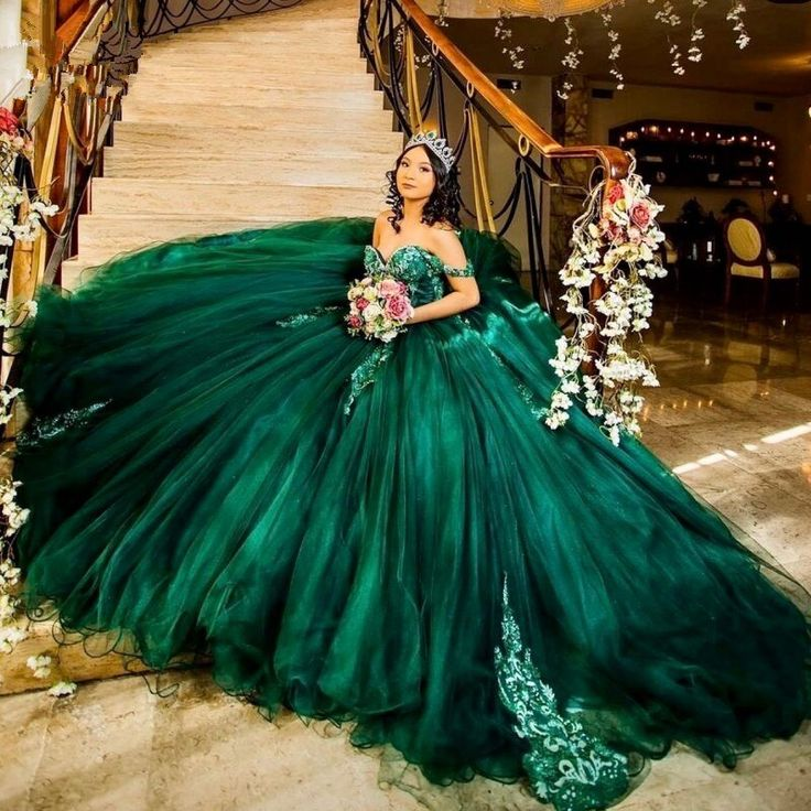 Dark Green Quinceanera Dress Sweet 16 Dress Sequined Beaded Dress Ball Gown Y3030