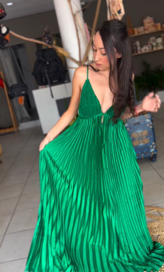 Green Spaghetti Straps Pleated V Neck Party Prom Dress A Line Evening Gown Y7958