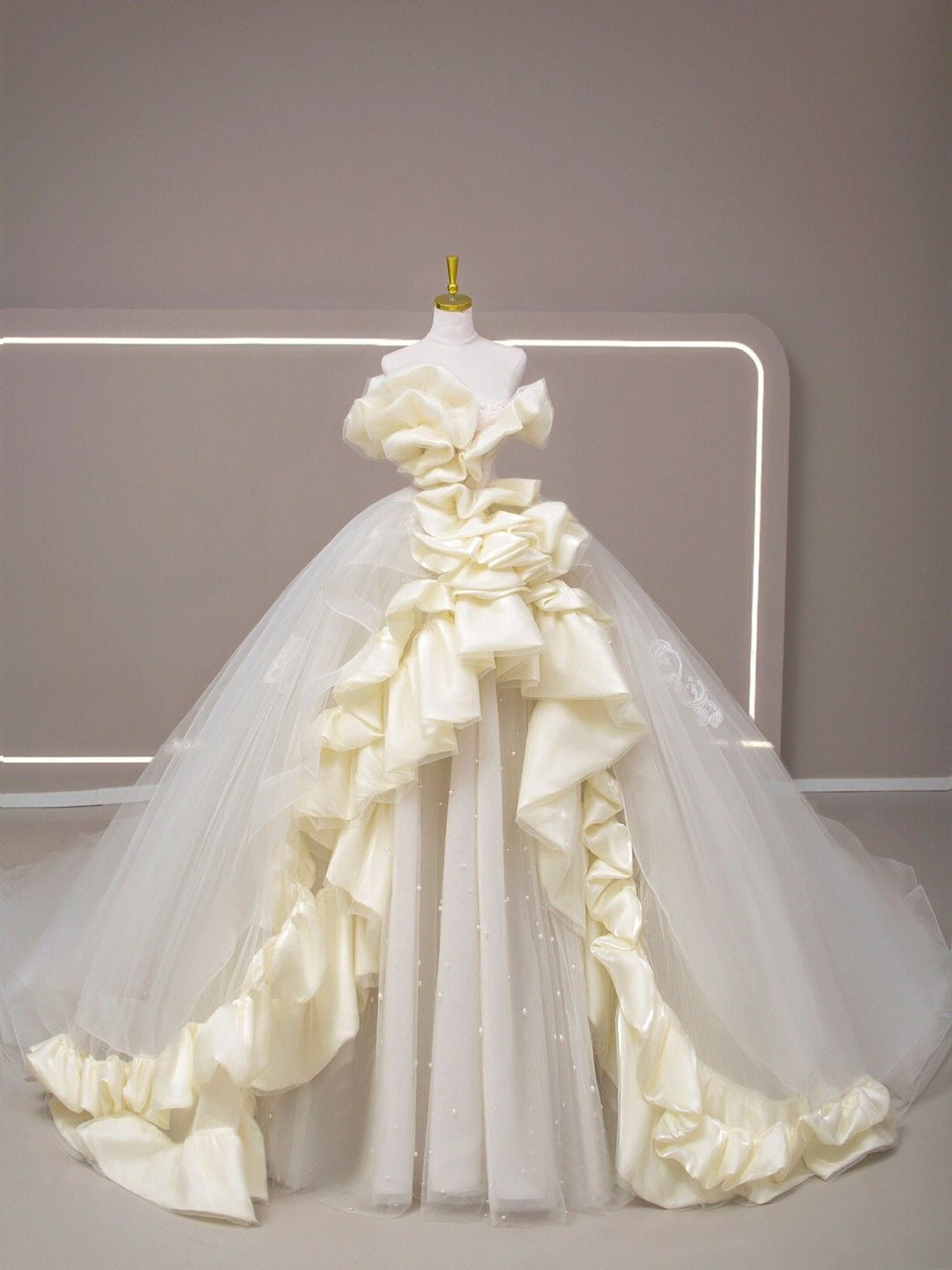 Chic Tulle Puffy Wedding Dress Bridal Dress Y2745