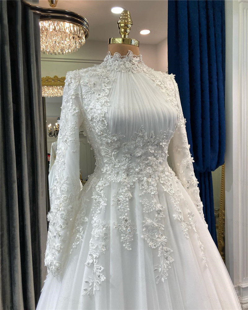 Elegant Muslim Wedding Dress For Bride Appliques Flowers Arabic Dubai Long Sleeves Bridal Dress Y4444