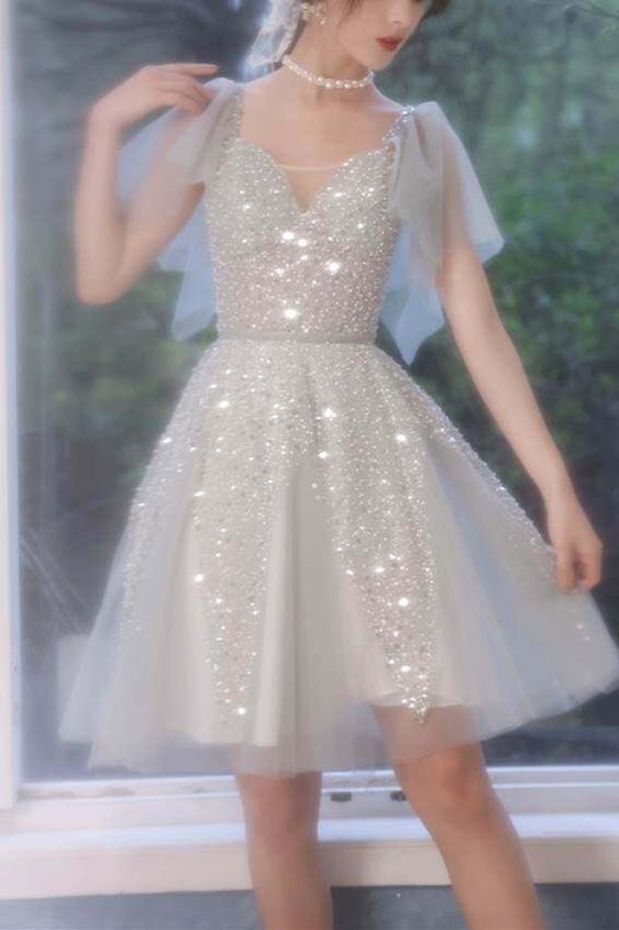 A-line Short Silver Homecoming Dress with Flutter Sleeves Y28