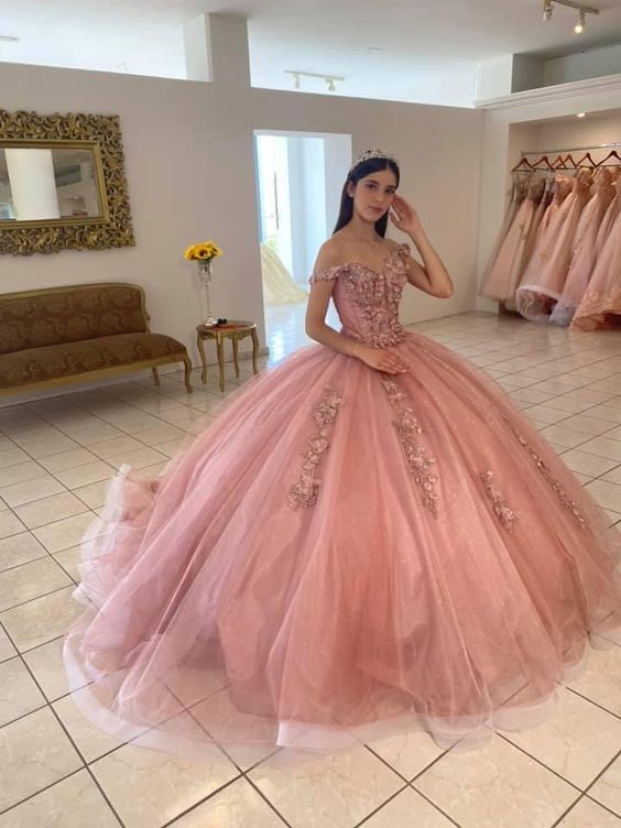 Sweet 16 Pink Quinceanera Dresses With Lace Applique Off Shoulder Ball Gown Y469