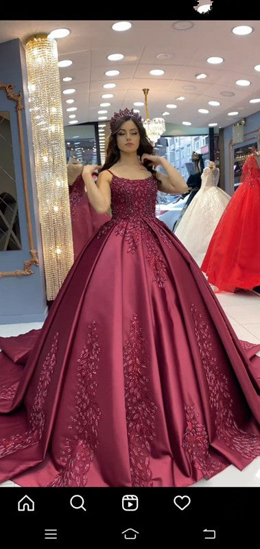 Burgundy Spaghetti Straps Satin Ball Gown A-line Prom Gown  Y1620