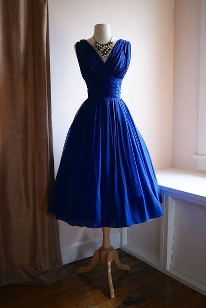 Royal Blue V Neck Tulle Short Homecoming Dress Y1128